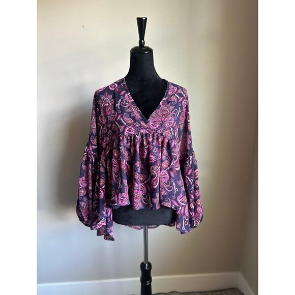 ROMEO AND JULIET COUTURE Purple Geo Printed Sheer Balloon Sleeve Top Size M - Picture 2 of 10